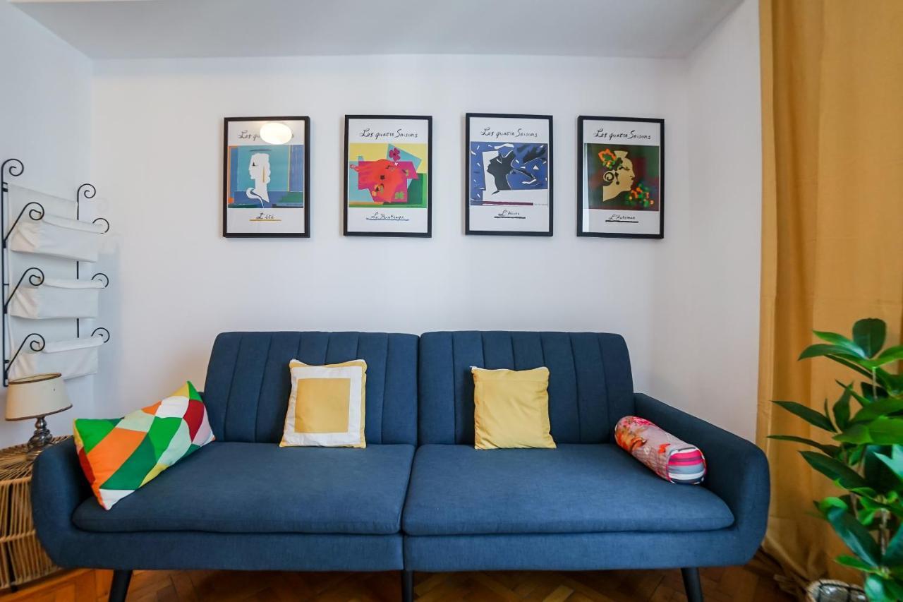 Appartamento Apartament Universitate - Centrul Vechi Bucarest Esterno foto